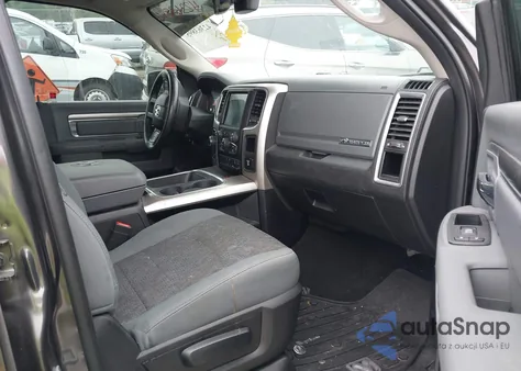 2018 Ram 1500 Big Horn 4X4 5'7 Box z USA, uszkodzony, nr VIN 1C6RR7LG7JS140638